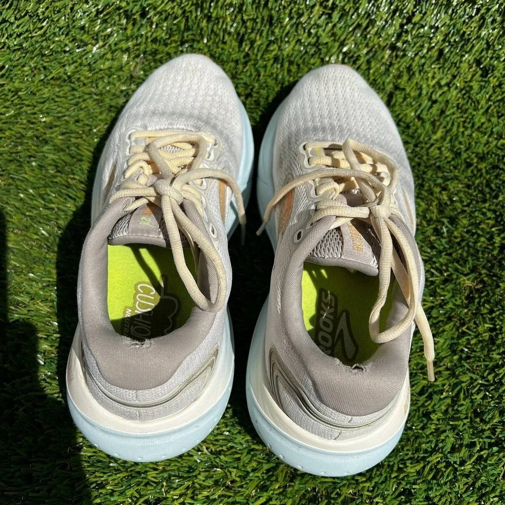 Brooks Shoes Women Size 7.5 Glycerin GTS 21 Running Coconut/Aqua Sneakers
